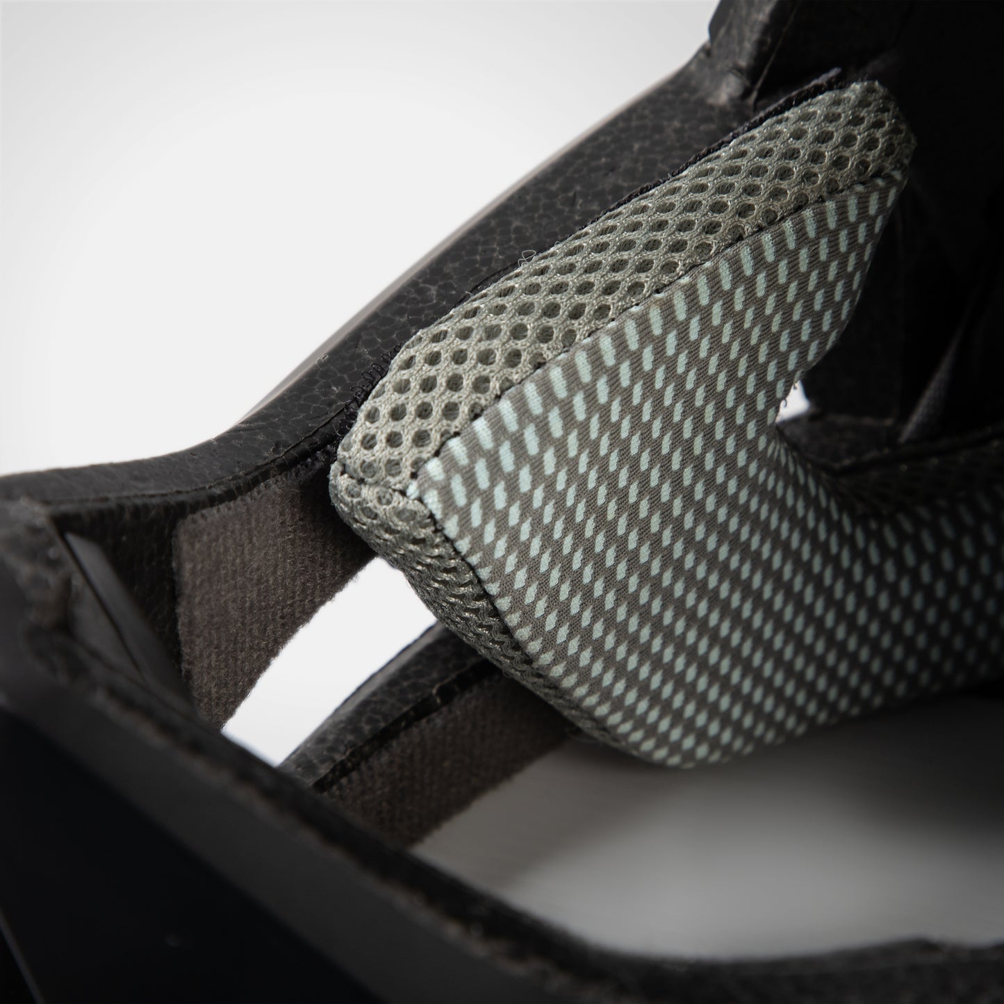 ENDURA MT500 INTEGRAL MIPS Musta maastopyöräkypärä