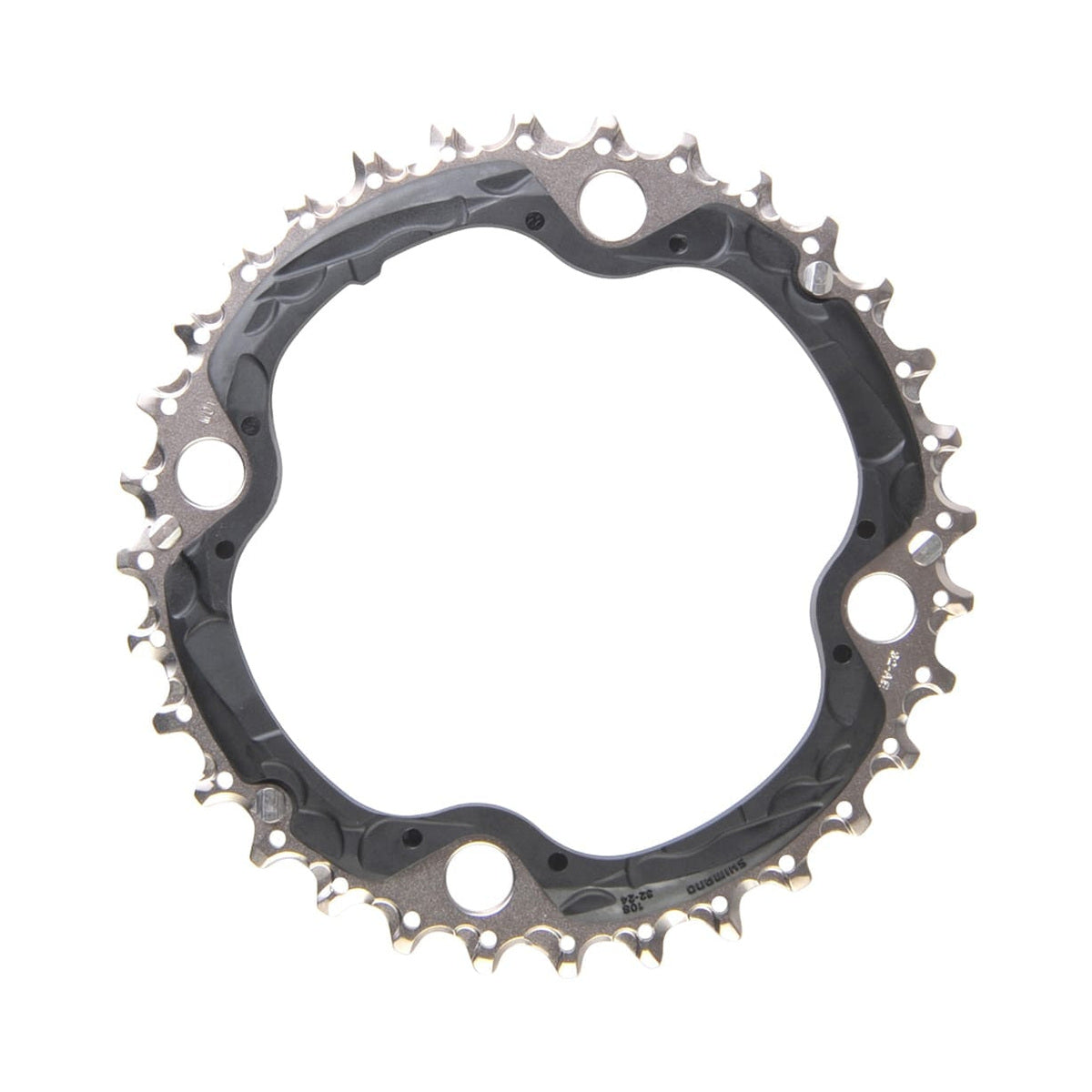 SHIMANO SLX M660/670/XT M780 -kampisarjan keskimmäinen eturatas, 10 vaihdetta, 4 pultin kiinnitys, 104 mm — eturatas valkoista taustaa vasten