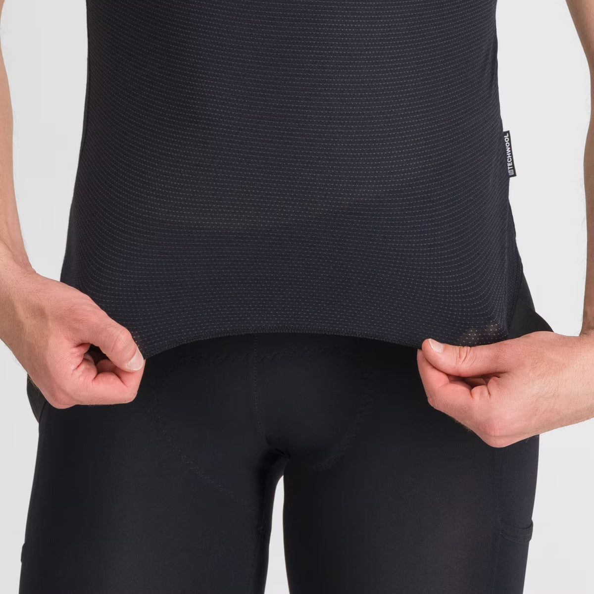 Μαύρη ισοθερμική μπλούζα SPORTFUL MERINO με κοντά μανίκια