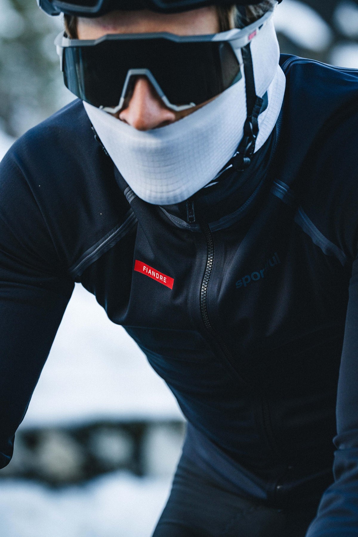 Juoda SPORTFUL FIANDRE HYPER striukė