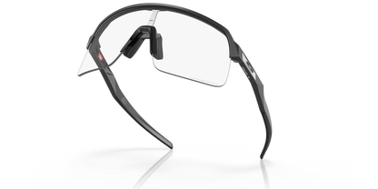 Okuliare OAKLEY SUTRO LITE matný karbón, číre fotochromatické sklo - O9463-4539