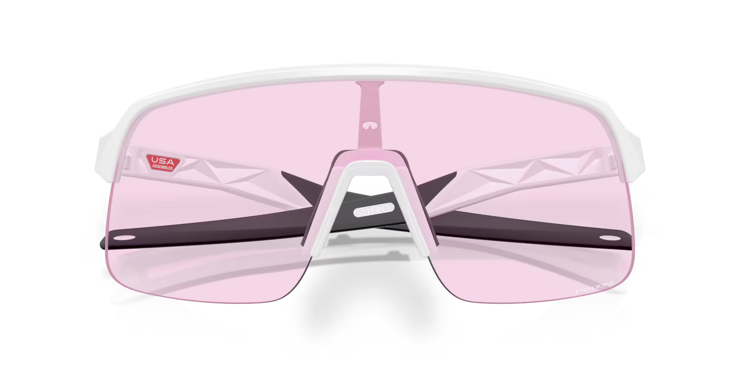 OAKLEY SUTRO LITE S Matt White Prizm Low Light-glasögon - OO9496-0834
