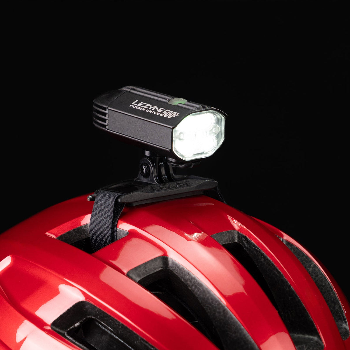 Lezyne Helmet Fusion Drive 500+ monté sur casque