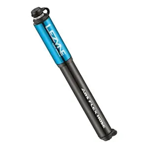 Modrá ruční pumpička LEZYNE CNC LITE DRIVE