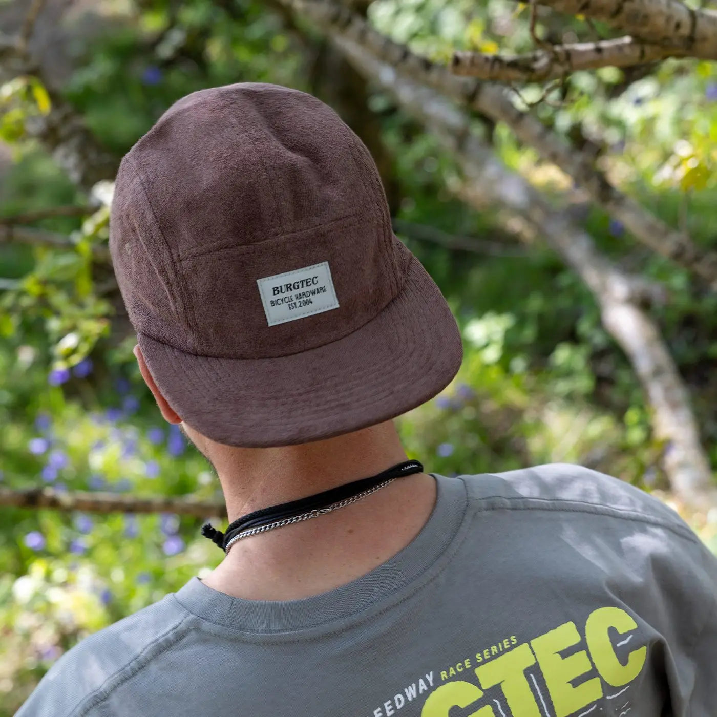 Gorra BURGTEC ARCADE FIVE PANEL Marrón