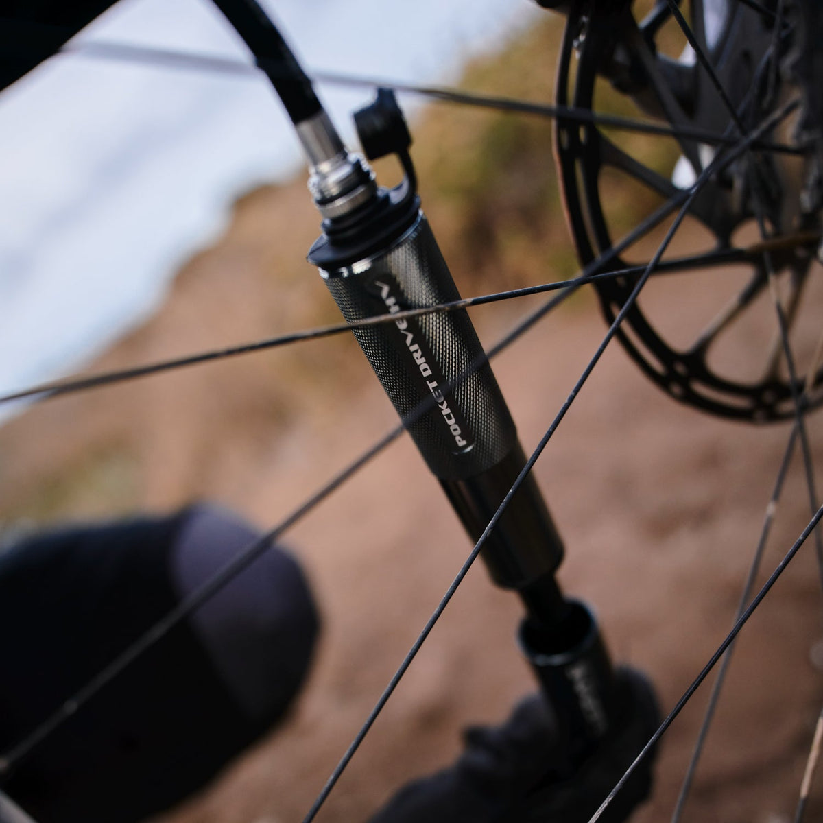 Pompa a mano LEZYNE POCKET DRIVE HV LOADED nera
