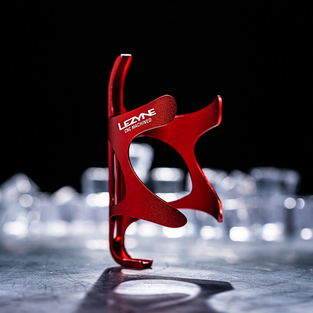LEZYNE CNC ALLOY CAGE mattmust pudelihoidja