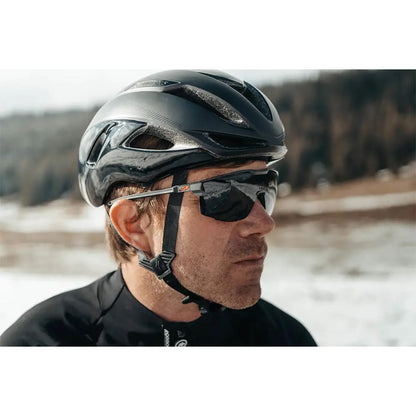 JULBO ULTIMATE musta Reactiv fotokromaattiset lasit