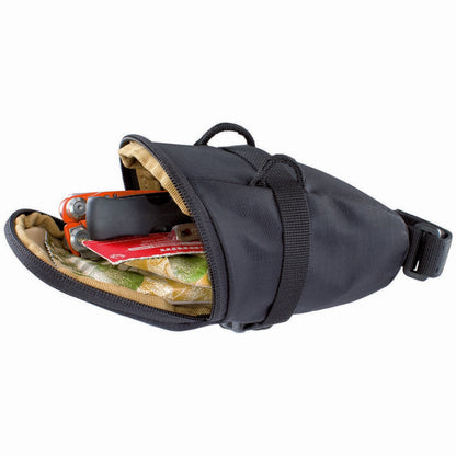 EVOC SEAT BAG M Musta satujalaukku