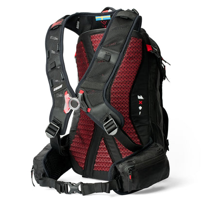 Mochila USWE ZIPPERED DAYPACK 16 L Negra