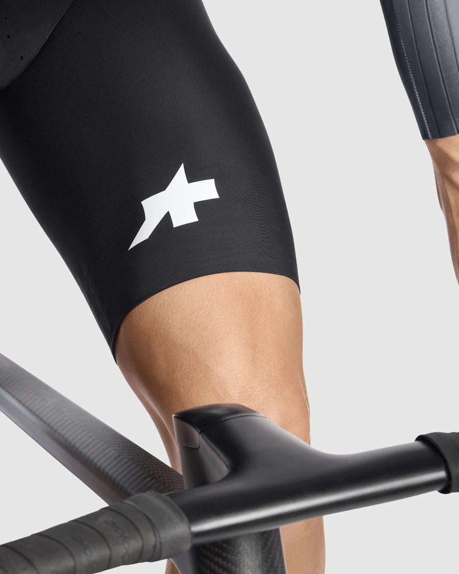 ASSOS EQUIPE RS LE HOUDINI S11 våddragt grå/sort