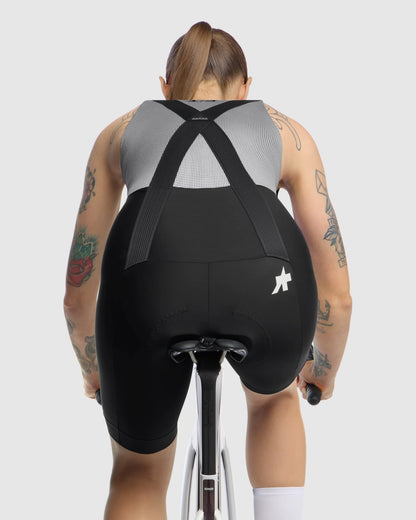 ASSOS UMA GT S11 Naisten Lyhyet Olkainpyöräilysortsit Musta