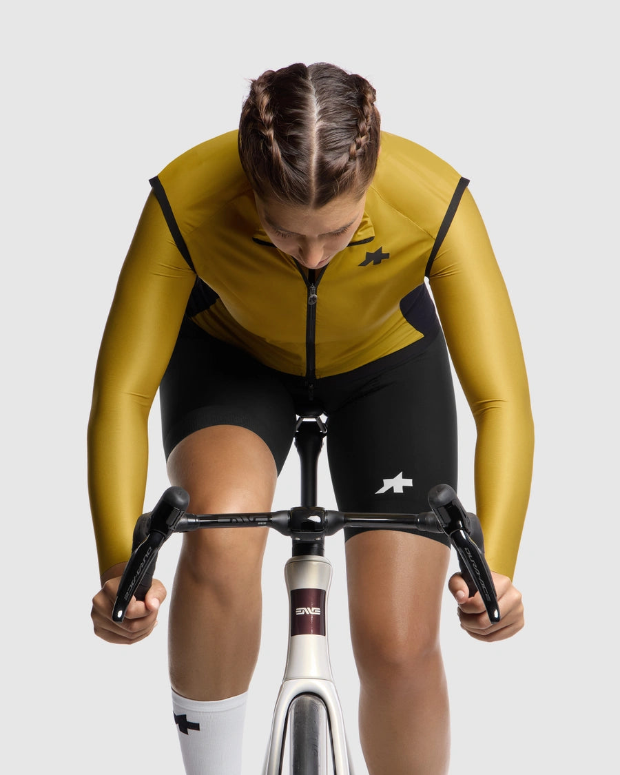 ASSOS UMA GT WIND S11 Giacca senza maniche donna giallo oro