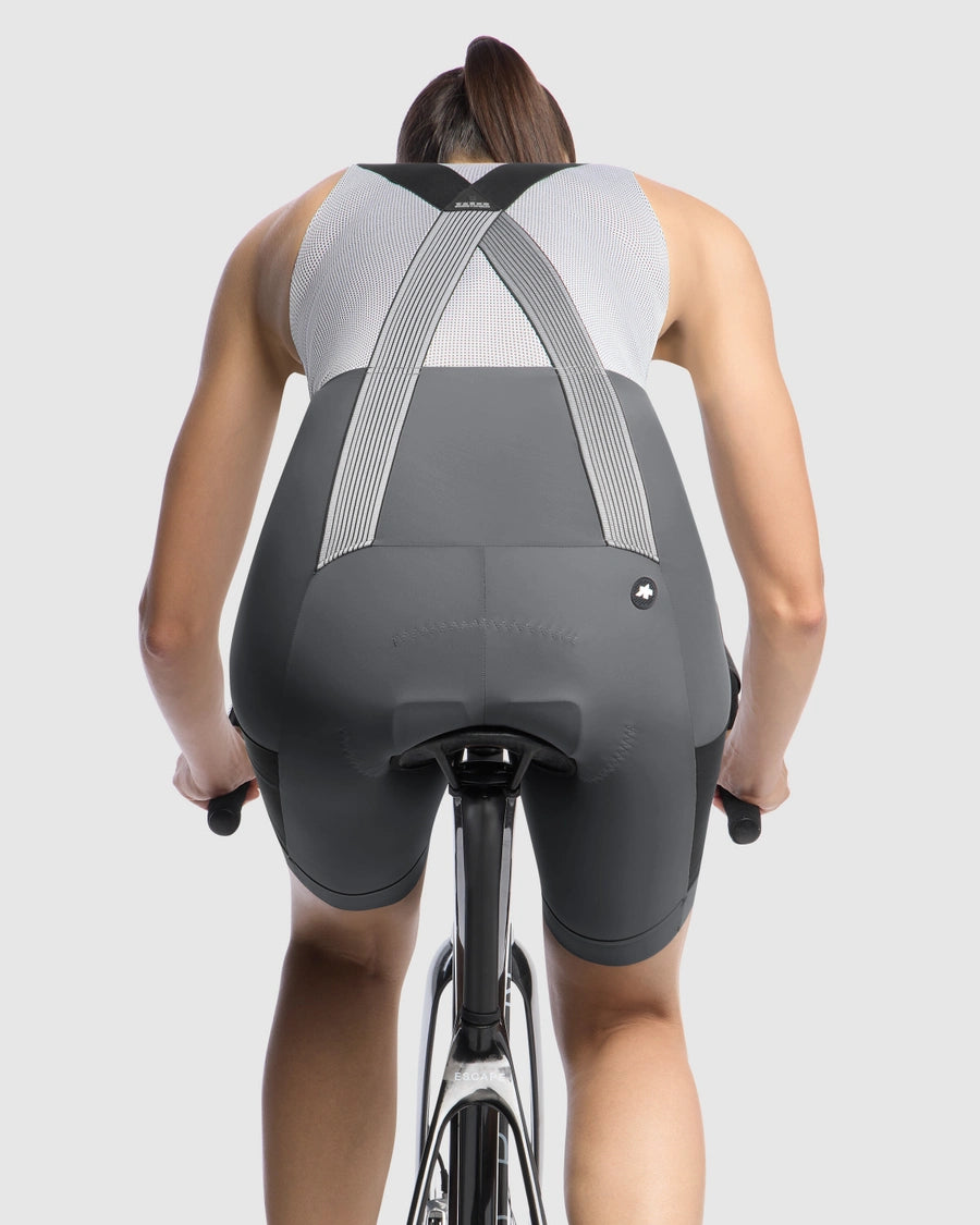 Cuissard Court à Bretelles ASSOS TACTICA KIESKAFER T5 GRAVEL Femme Gris