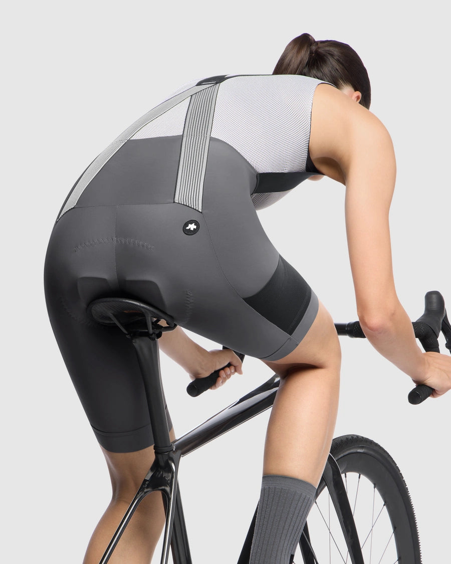 Cuissard Court à Bretelles ASSOS TACTICA KIESKAFER T5 GRAVEL Femme Gris