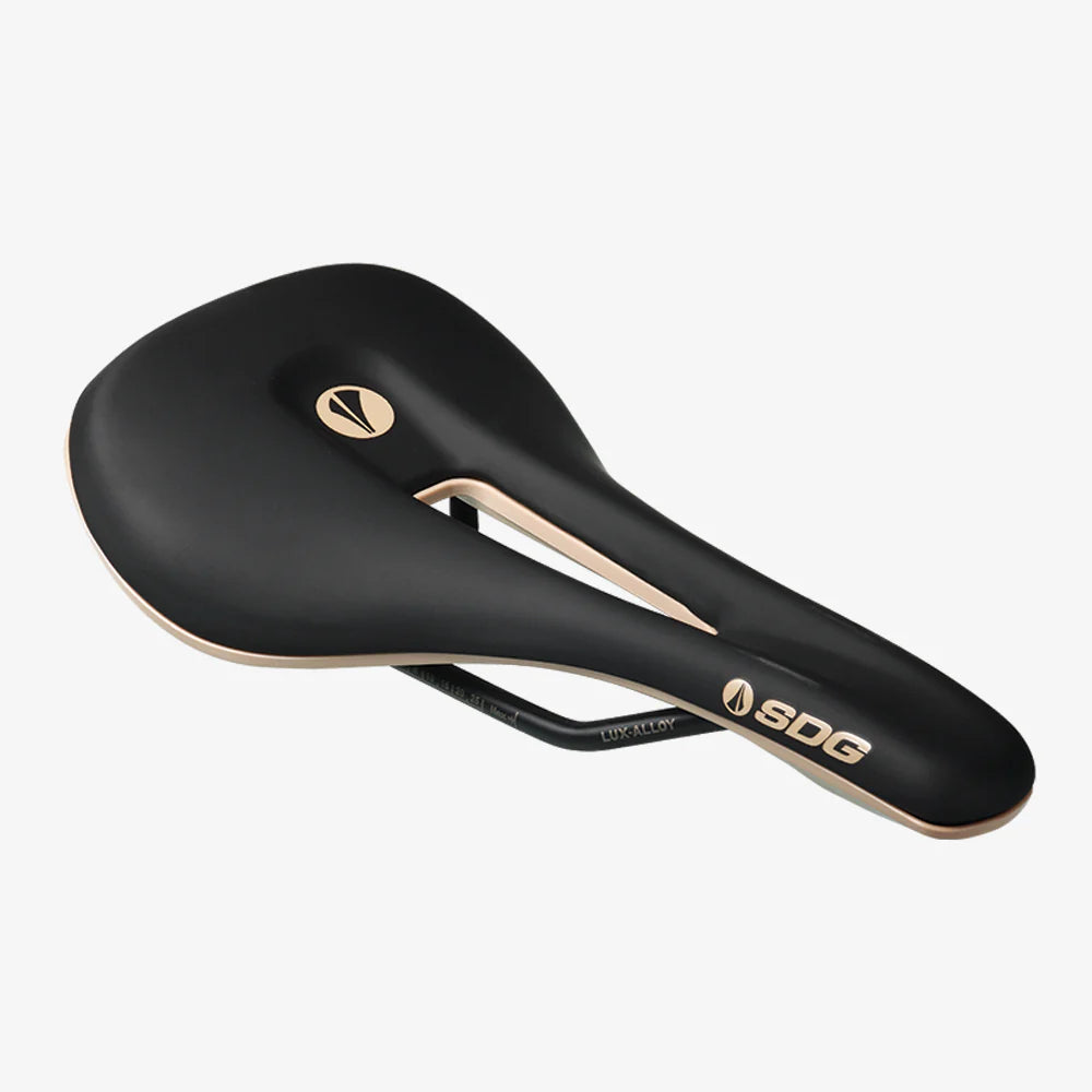 SDG Bell V3 OVERLAND Rails Lux-Alloy Sadel Sort/Beige