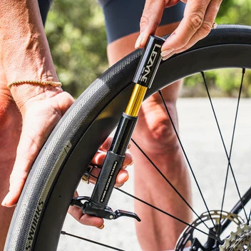 Ruční pumpička LEZYNE PRESTA POCKET DRIVE černá
