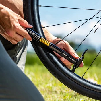 Ruční pumpička LEZYNE PRESTA POCKET DRIVE černá