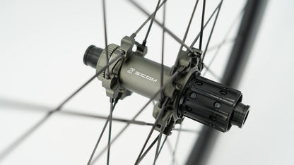 Wielpaar SCOM ULTRA 50 Tubeless Ready (Center Lock)