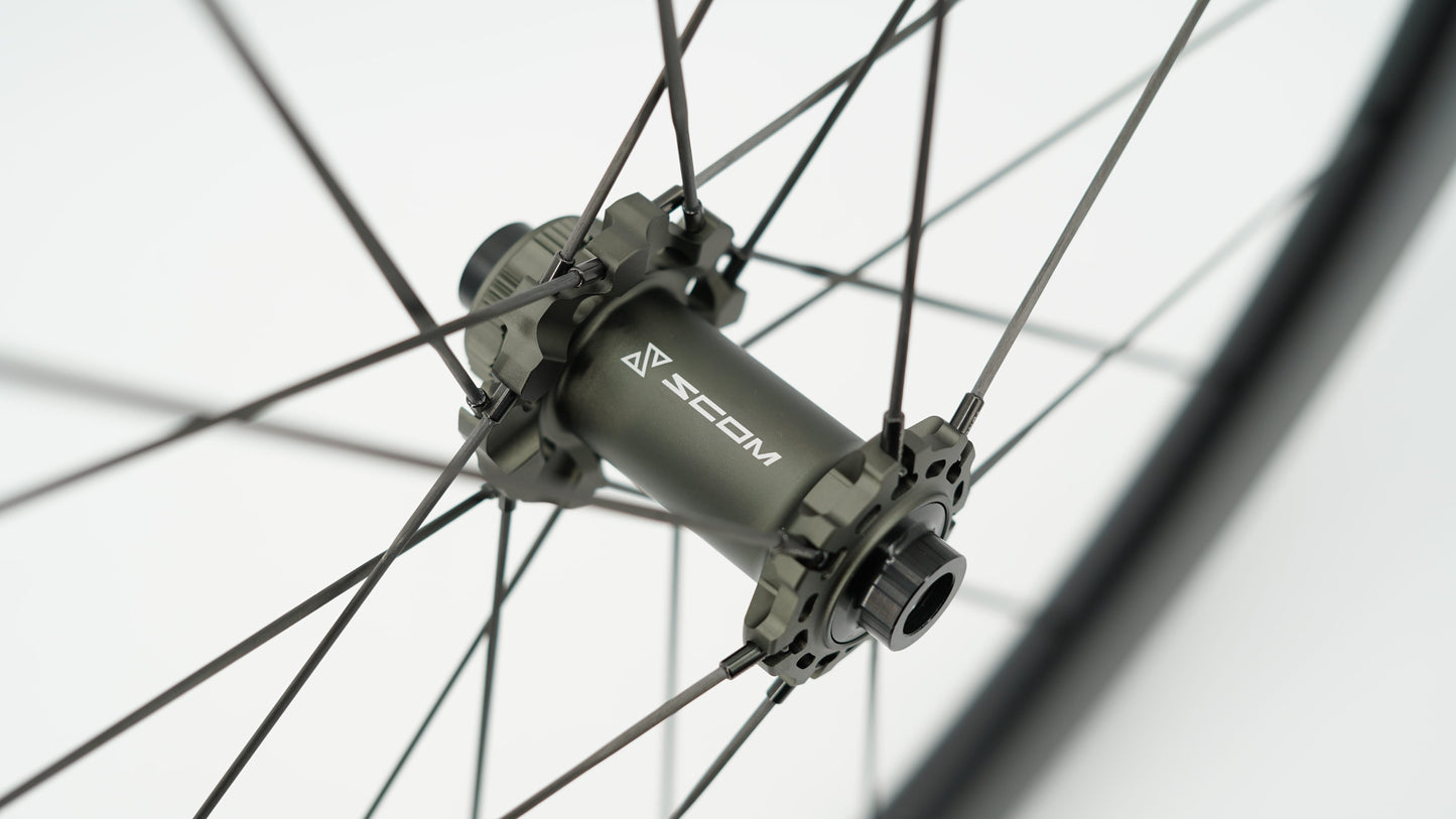 Paires de Roues SCOM ULTRA 40 Tubeless Ready (Center Lock)