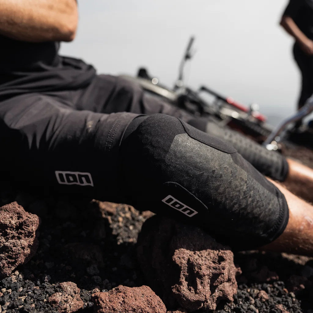 Genouillères ION K-Pact SQ Short Unisex Noir