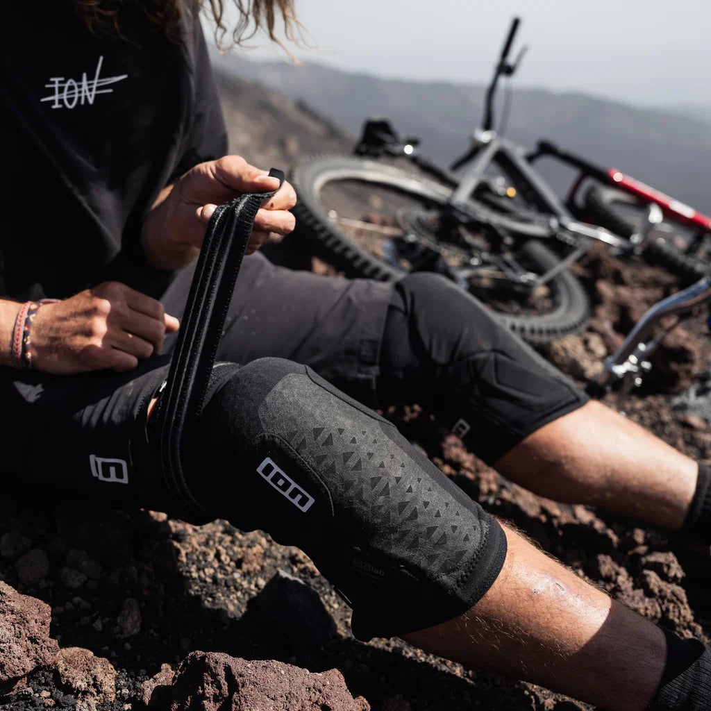 Genouillères ION K-Pact SQ Short Unisex Noir