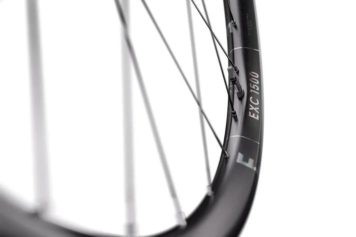 Paire de Roues DT SWISS EXC 1500 CLASSIC 30 mm 27.5" 15x110/12x148mm Boost