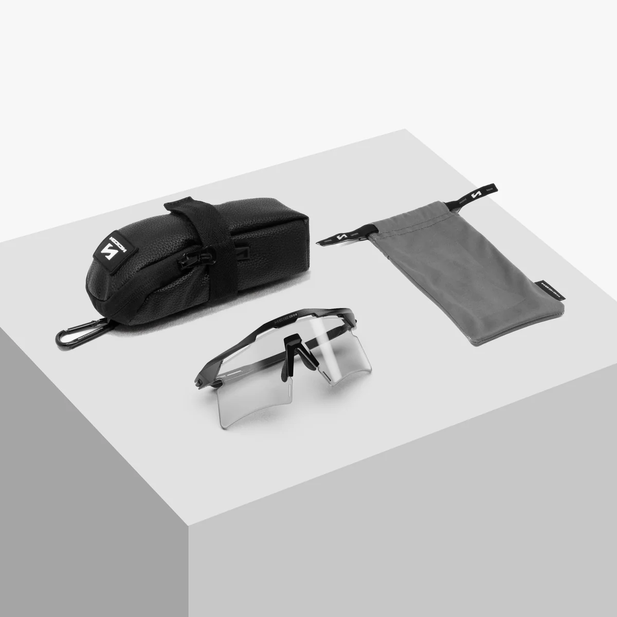 Solbriller SCICON AEROSHADE 2.0 TITANIUM Sort krystalglans grå fotokromisk linse