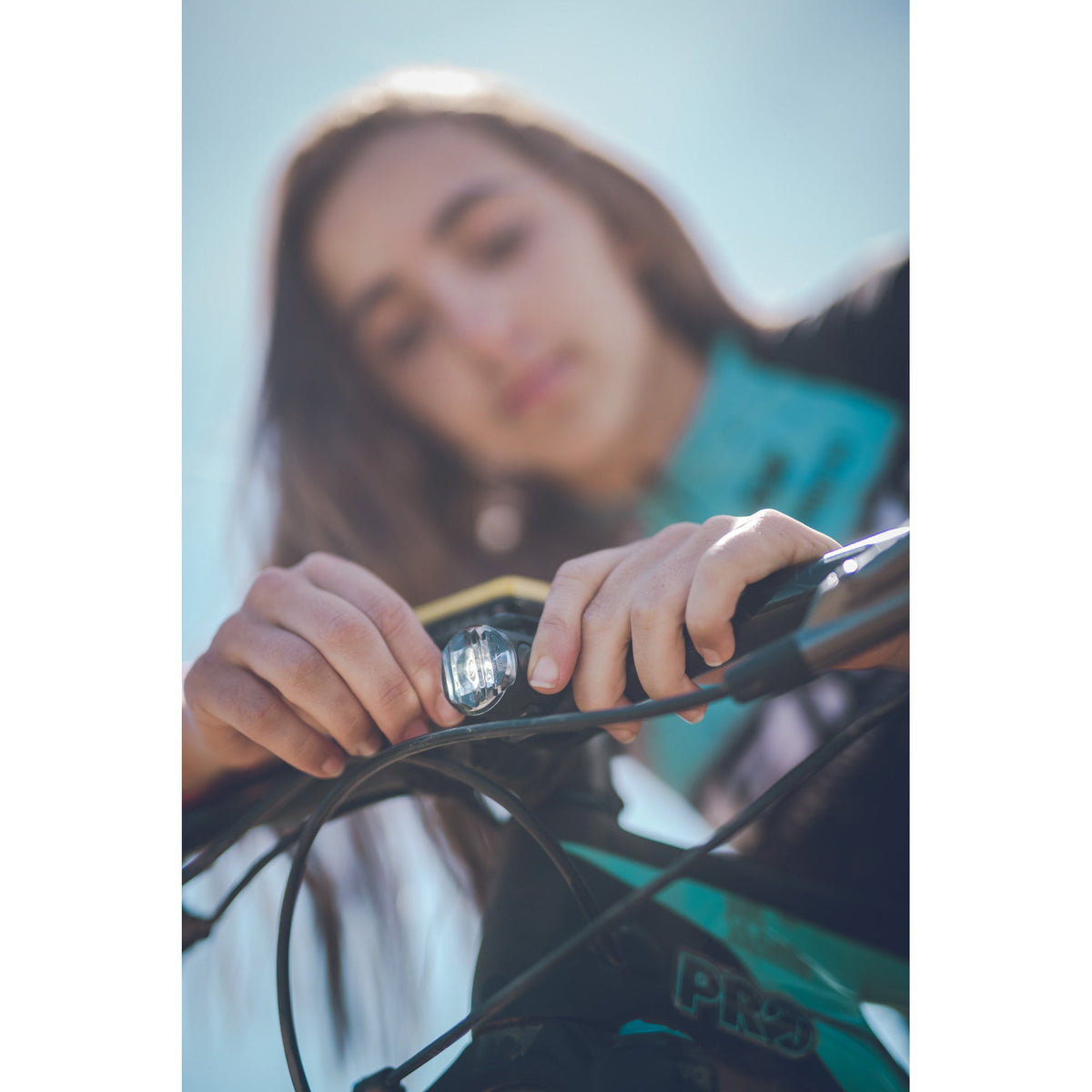 LEZYNE FEMTO USB C DRIVE front light on the handlebars