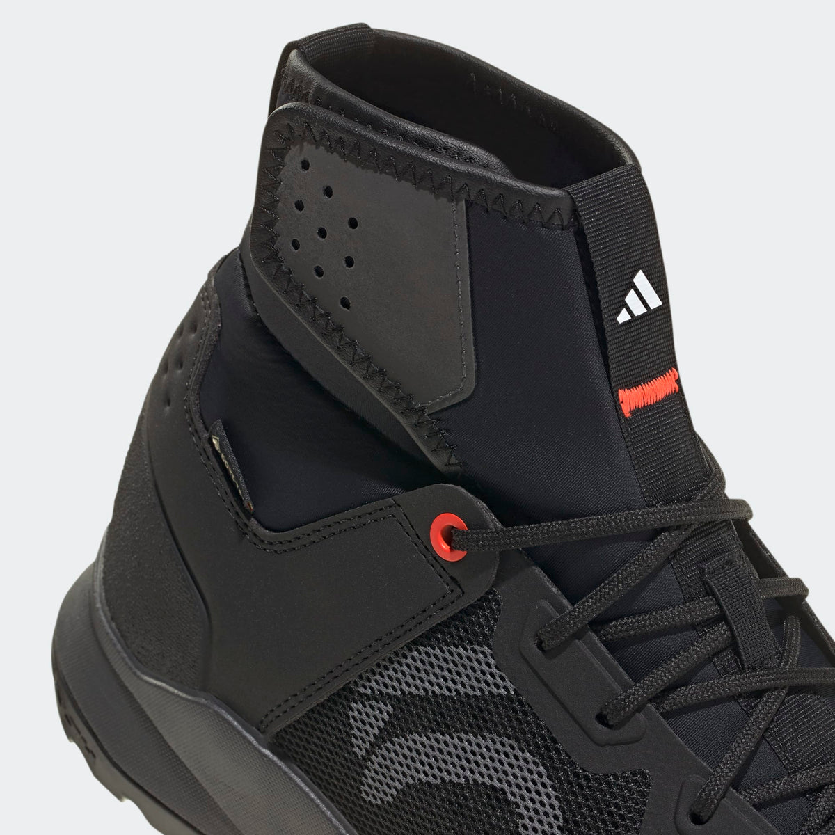 Juodi ir raudoni ADIDAS FIVE TEN TRAILCROSS GTX kalnų dviračių batai