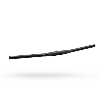 Manubrio PRO LT Piatto 720mm Nero