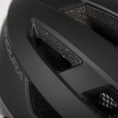 ENDURA XTRACT sort landevejshjelm