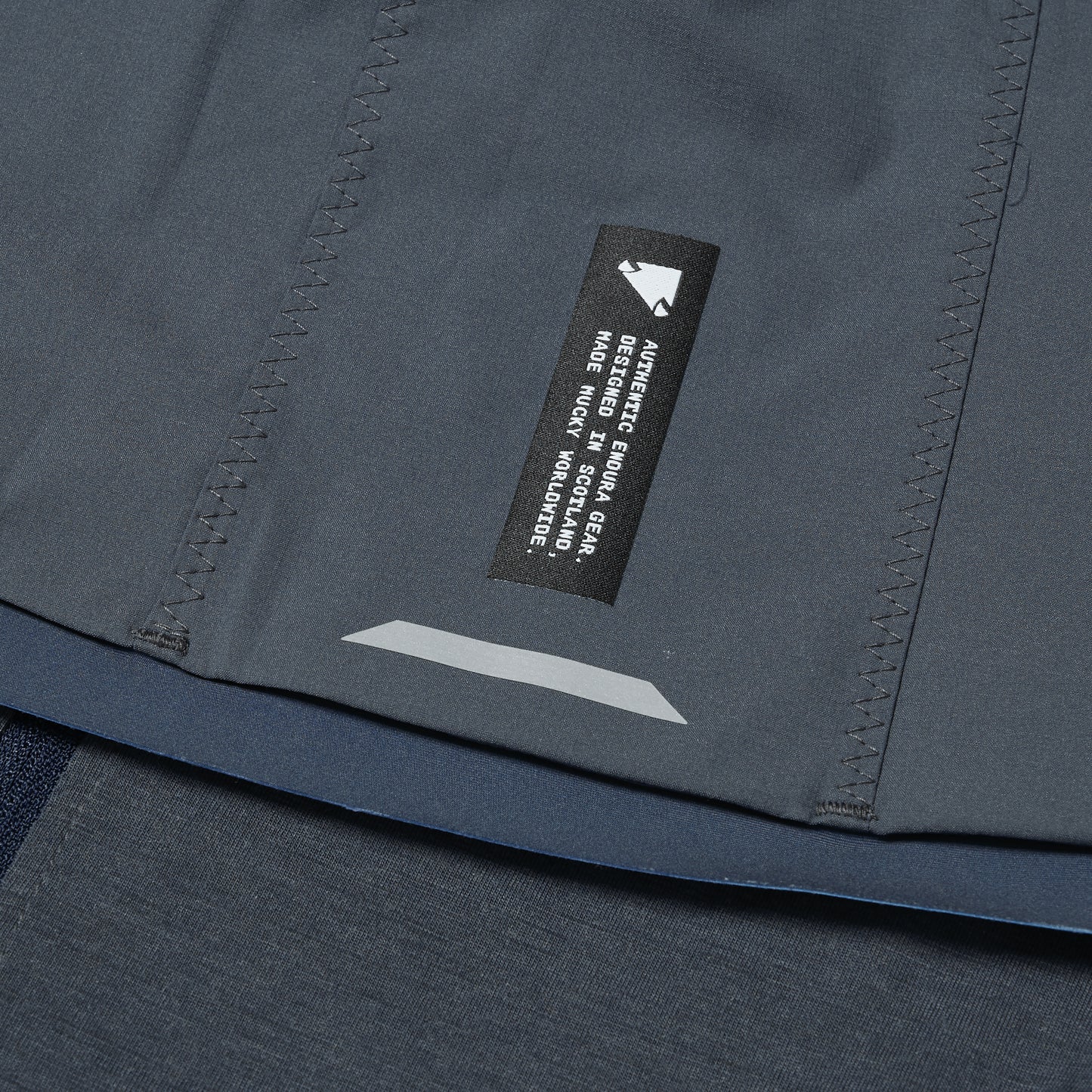 Camisola ENDURA ALLTRACK RIDE de Manga Comprida Carbon Cinzento