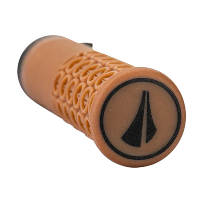 Grip SDG THRICE 136 mm Marrone Gum