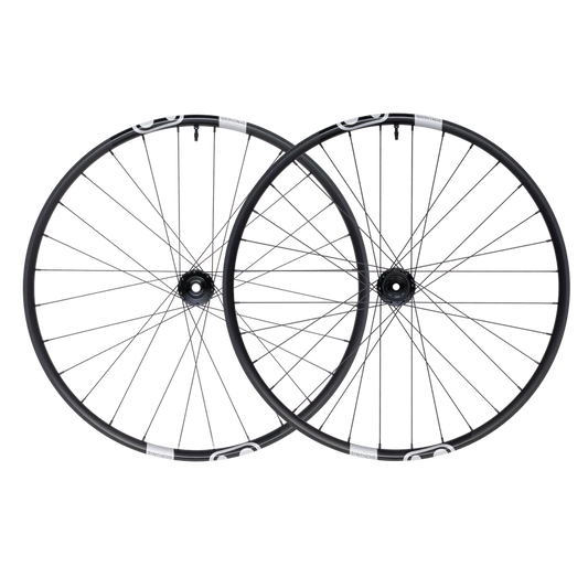 Ett par CRANKBROTHERS SYNTHESIS-hjul i aluminium 2.0 DH I9 29" 20x110/12x157 mm Super Boost, svarta