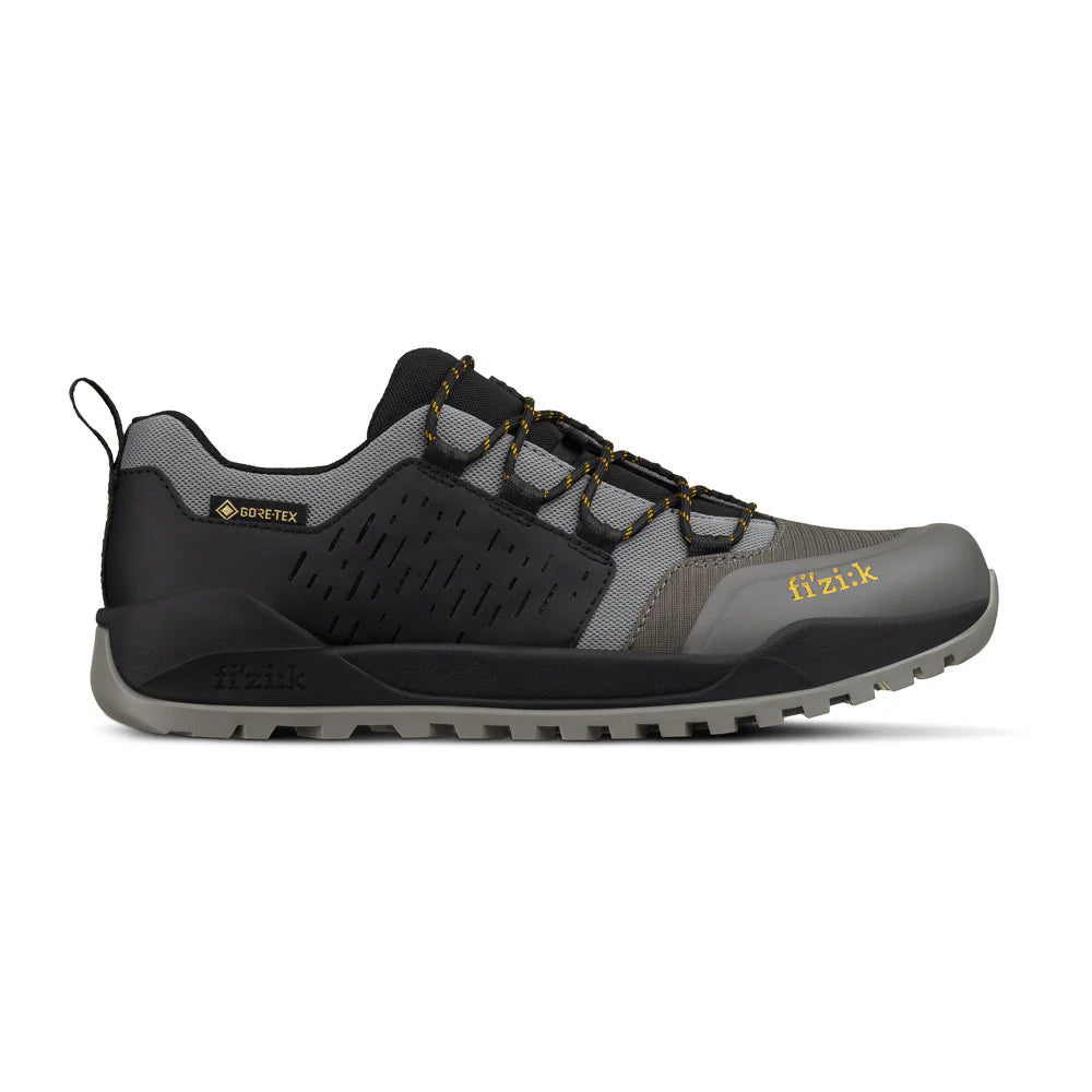 FIZIK TERRA ERGOLACE GTX FLAT -maastopyöräilykengät, harmaa/musta