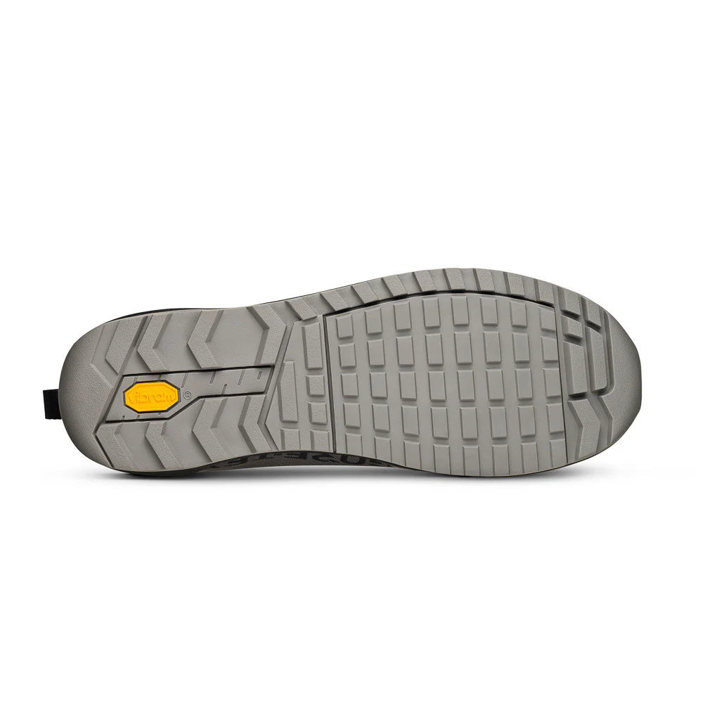FIZIK TERRA ERGOLACE GTX FLAT -maastopyöräilykengät, harmaa/musta
