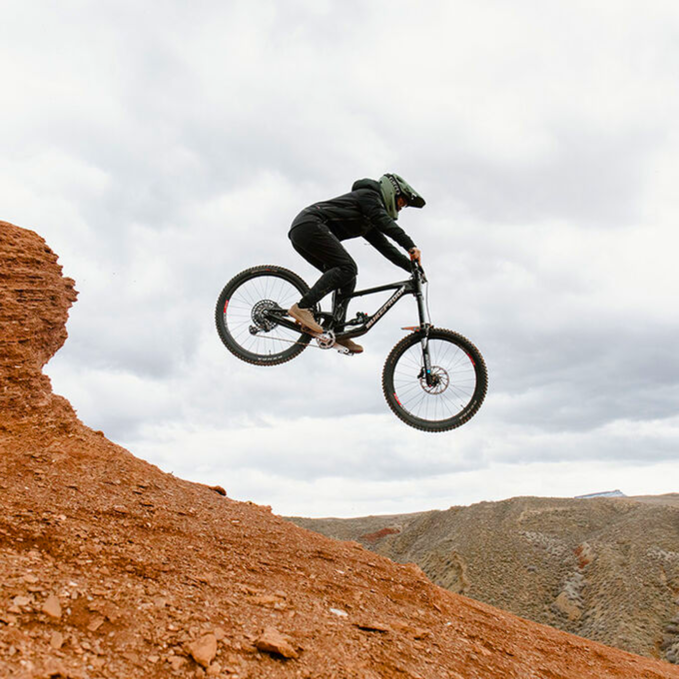 BELL SANCTION 2 MTB-hjälm Matt grön