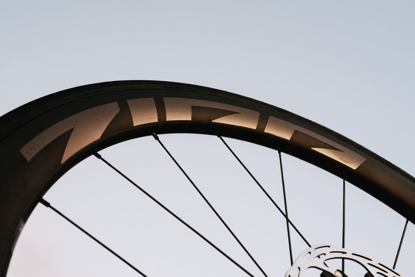 ZIPP 404 S A1 forhjul Sort