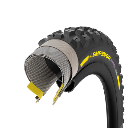 Pneu PIRELLI SCORPION EMPEROR 29x2.40 Supersoft HardWall Tubeless Ready de talão flexível Preto/Amarelo Edição de Equipa