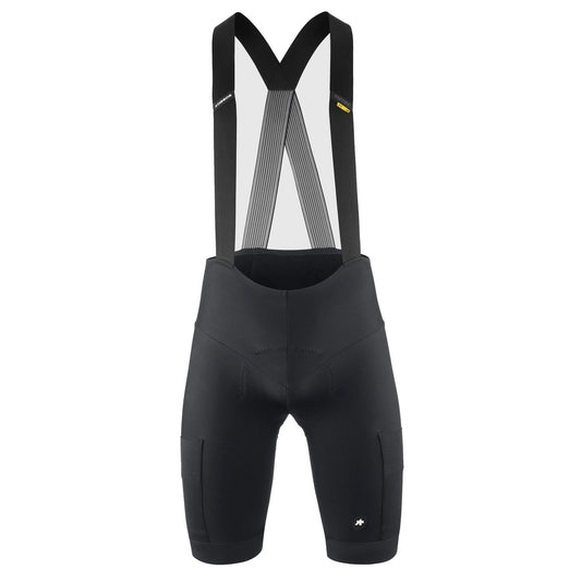 Korte fietsbroek met bretels ASSOS TACTICA SPRING FALL T5, zwart — witte achtergrond, 2000 x 2000