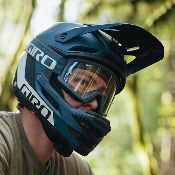 GIRO INSURGENT MIPS SPHERICAL MTB-hjelm Sort