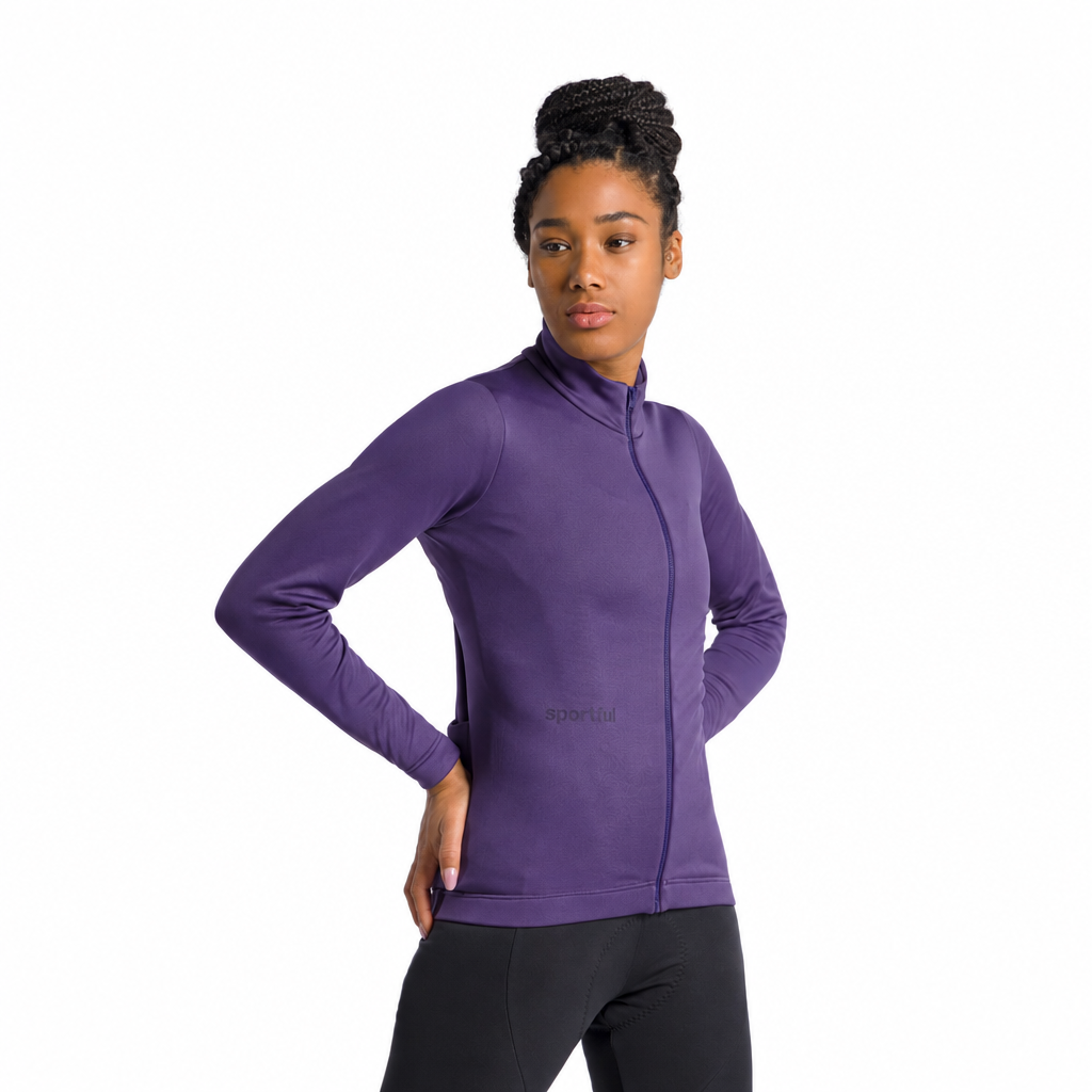 Giacca da donna SPORTFUL CLASSIC 2 viola, vista di tre quarti su sfondo bianco
