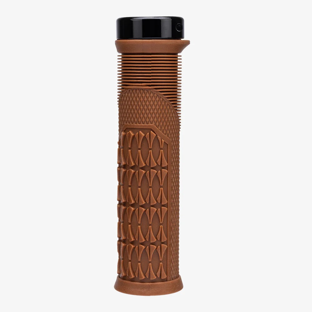 SDG OPEN CORE THRICE gripy 136 mm hnědé
