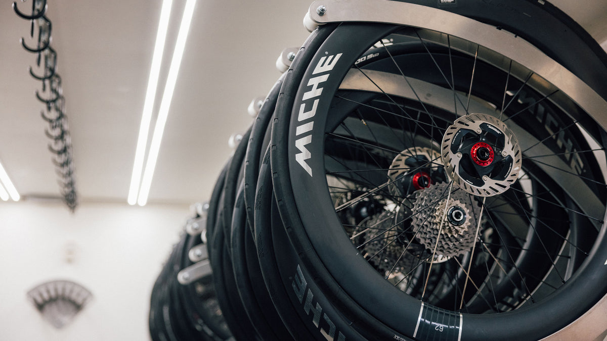 Hjulpar MICHE KLEOS RD DX62 Tubeless Ready (Center Lock) Team Edition