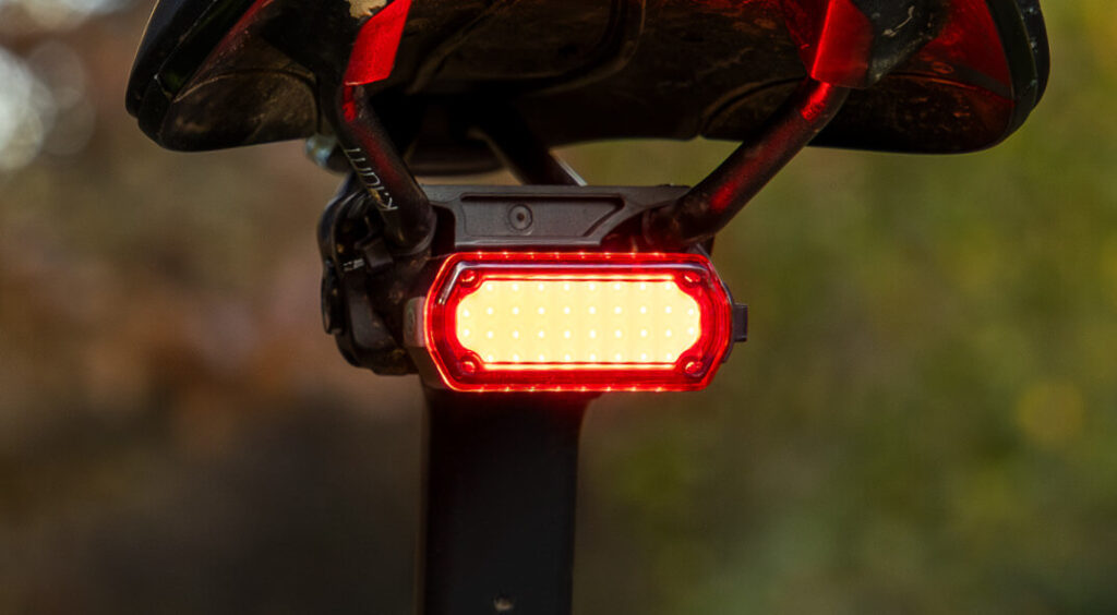 SIGMA NYTE CLIP - Tecnología COB de 36 LED