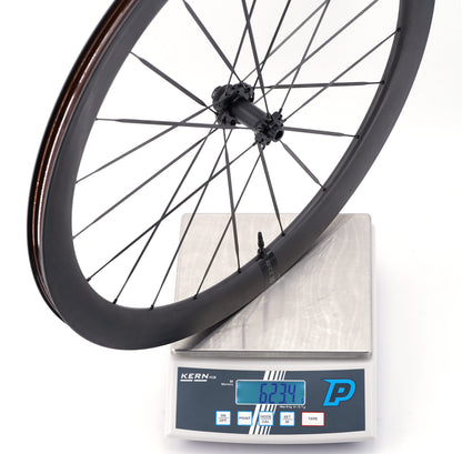 Coppia di Ruote SCOM RACE Tubeless Ready (Center Lock)