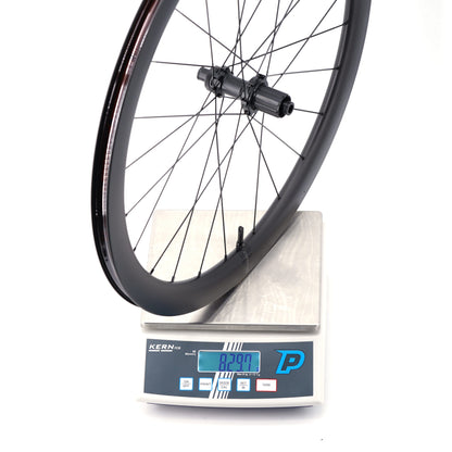 Coppia di Ruote SCOM CORSA 45 Tubeless Ready (Center Lock)