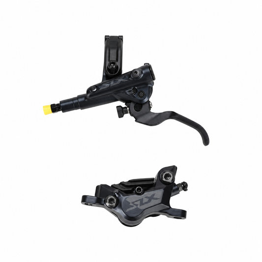 SHIMANO SLX M7120 -nelimäntäjarru, J-Kit, jäähdytetyt jarrupalat — jarrukahva ja jarrusatula valkoisella taustalla