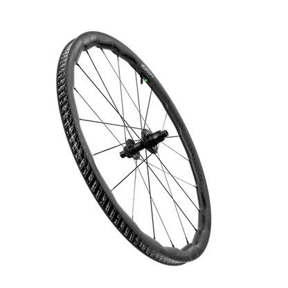 ZIPP 353 NSW riteņu pāris, gatavs bezkameru riepām (Center Lock)